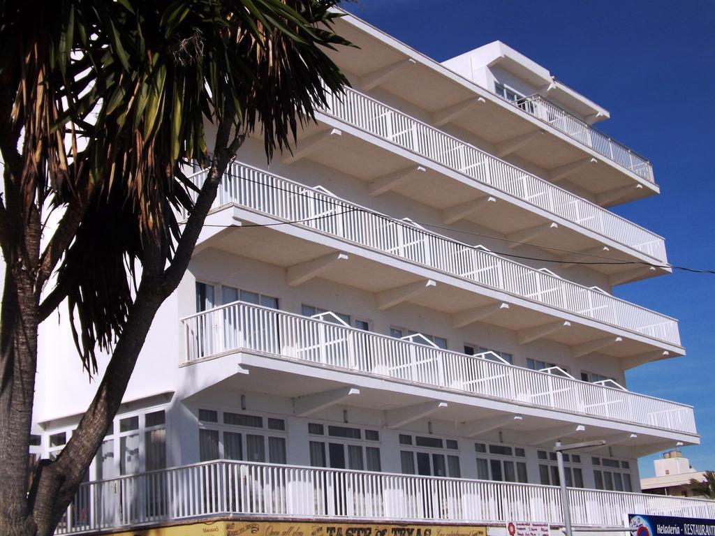 Hotel Goya Cala Millor  Luaran gambar